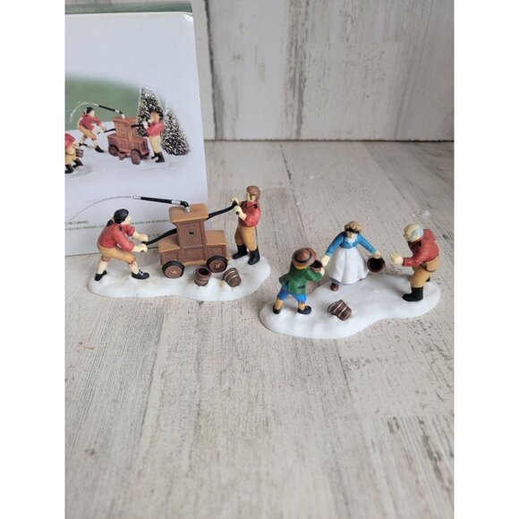 Dept 56 56335 Volunteer firefighters village accessory xmas - Picture 1 of 11